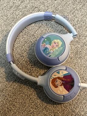 eKids Disney Frozen Bluetooth Headphones Light Blue, FR-B52.FXV21